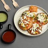 Paneer Sprinkled Garlic Bread