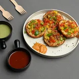 Vegetables Sprinkled Garlic Bread