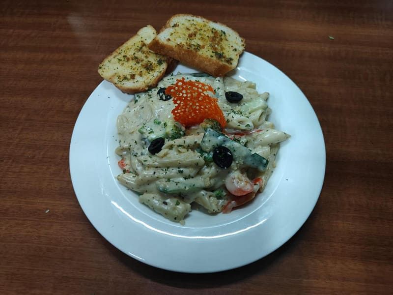 Alfredo Penne Pasta Non Veg