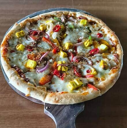 Paneer Tikka Pizza