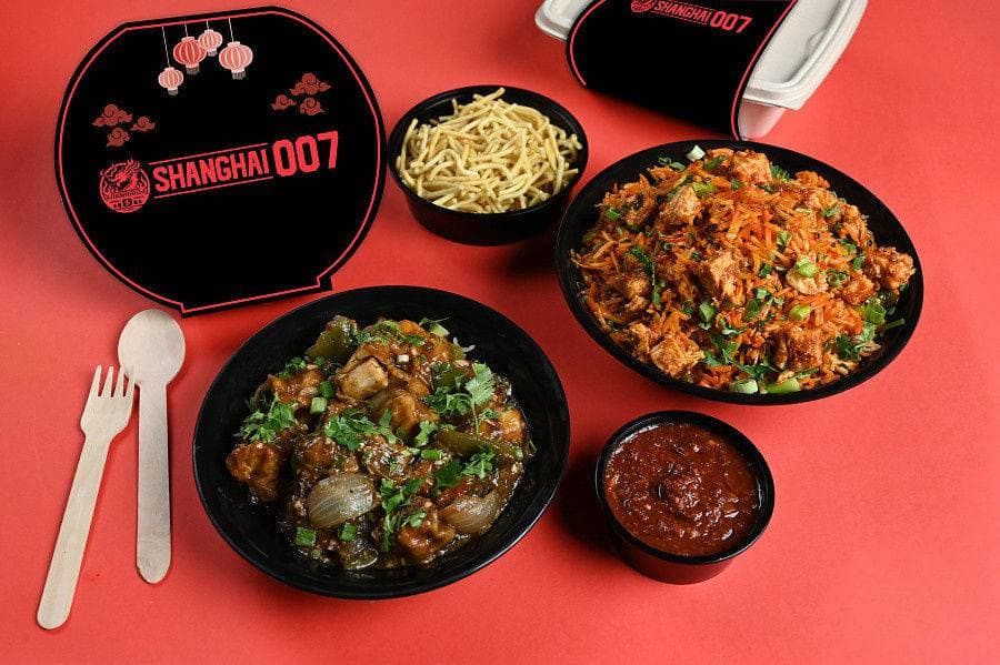 Chicken Chilli + Chicken Schezwan Fried Rice + Dry Noodles