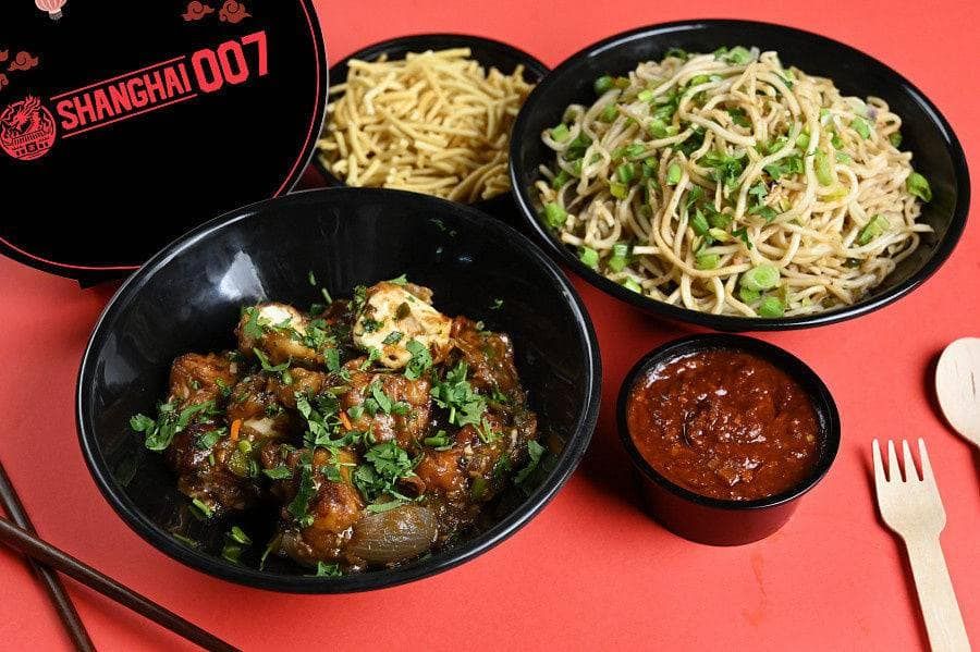 Chicken Chilli + Chicken Hakka Noodles + Dry Noodles