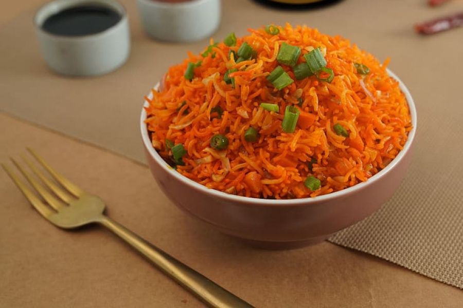 Veg Schezwan Fried Rice Bowl