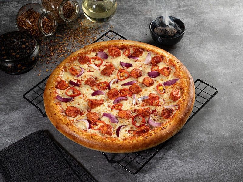Butter Chicken Pizza