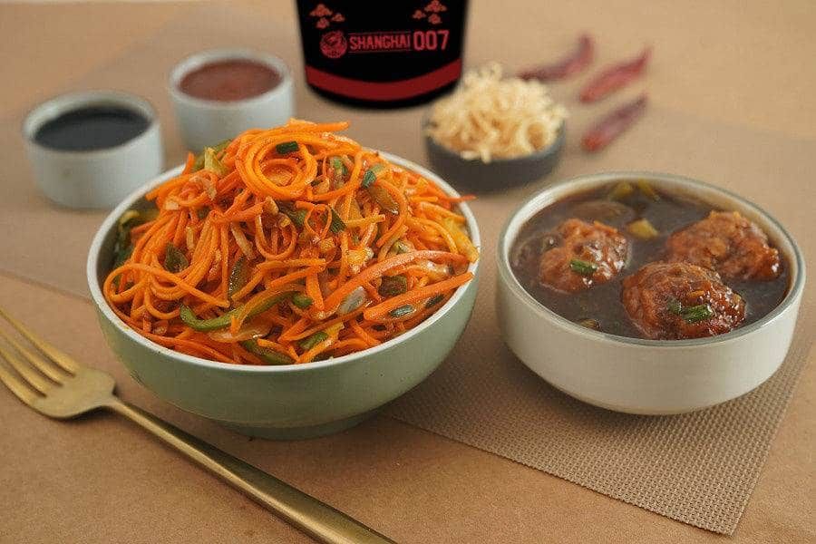 Veg Manchurian + Veg Schezwan Noodles + Dry Noodles
