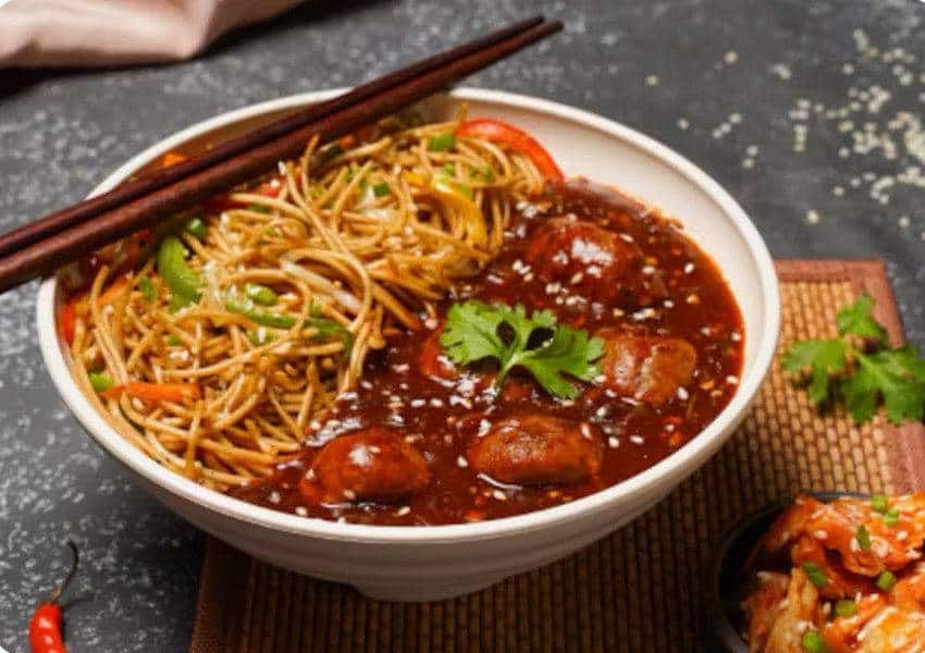 Veg Manchurian Hakka Noodle Bowl