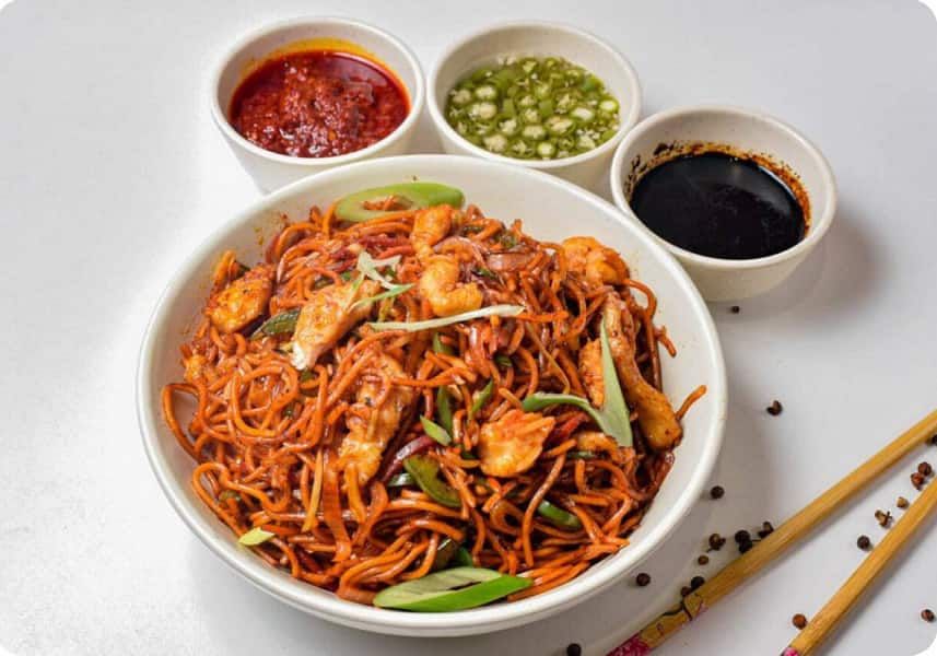 Chicken Schezwan Noodles