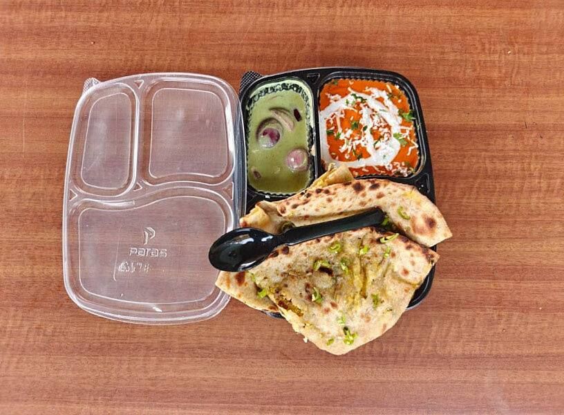 Lachha Parantha With Makhani Gravy Mini Meal