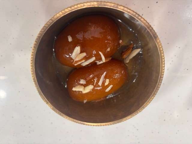 Gulab Jamun 2 Pc (CL)