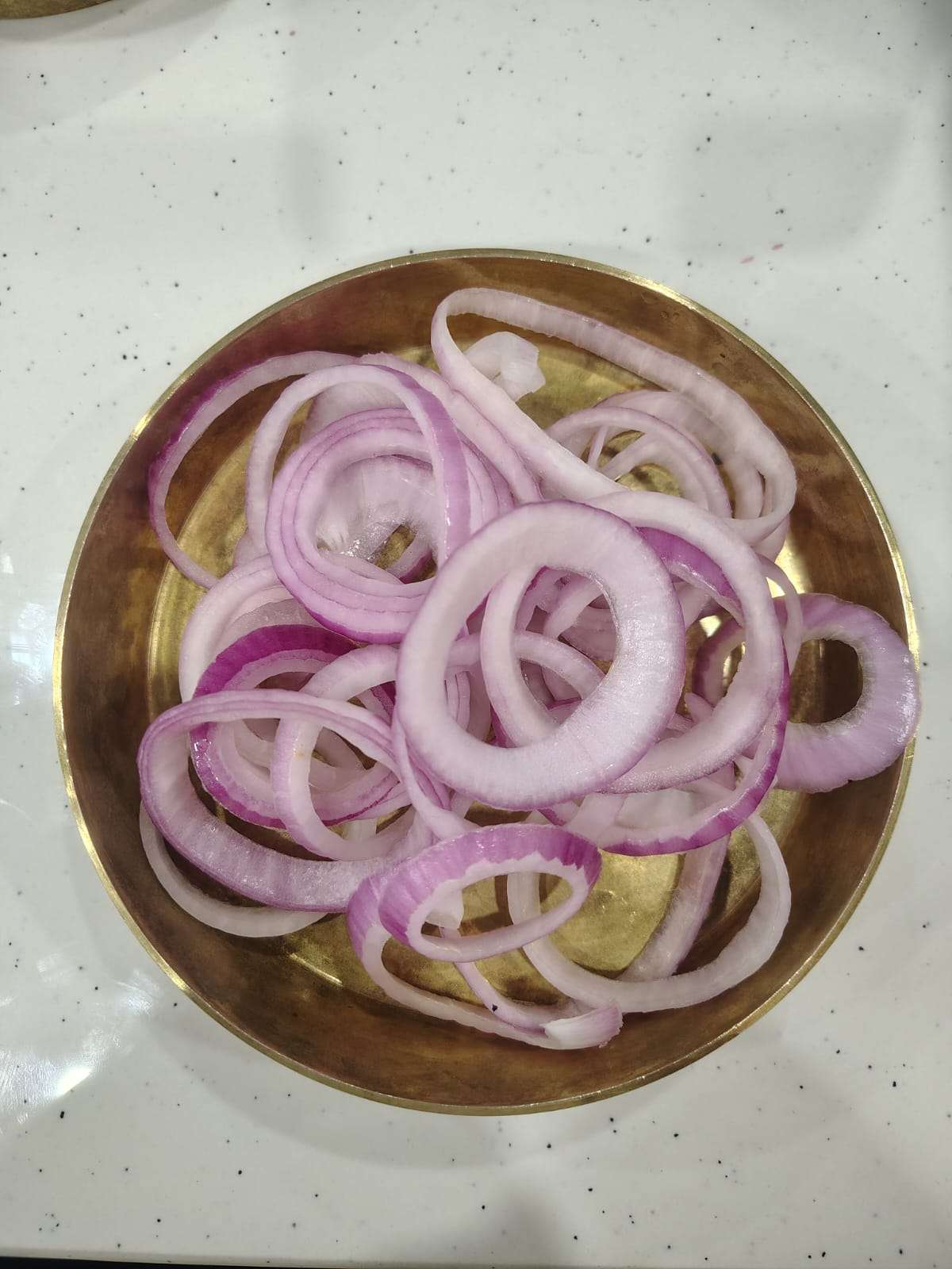Sliced Onion Platter (CL)