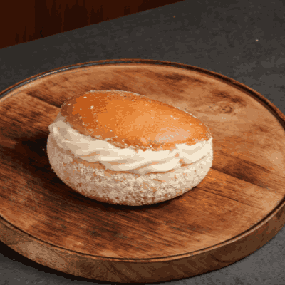 Vanilla Cream Buns 120gm