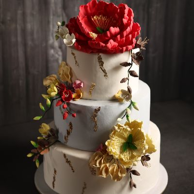 Golden Love theme anniversary cake