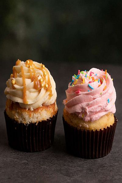 Assorted Box Of 2 Cupcakes