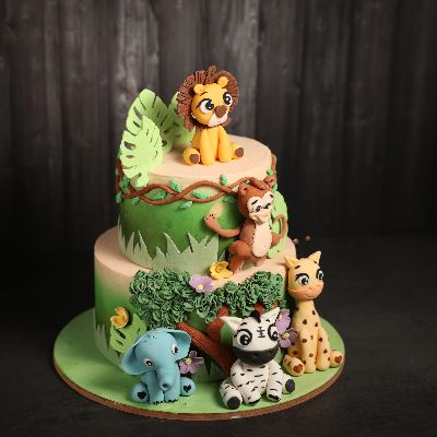 Theme cakes