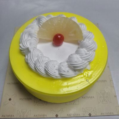 Pineapple Gateaux 0.5 kg