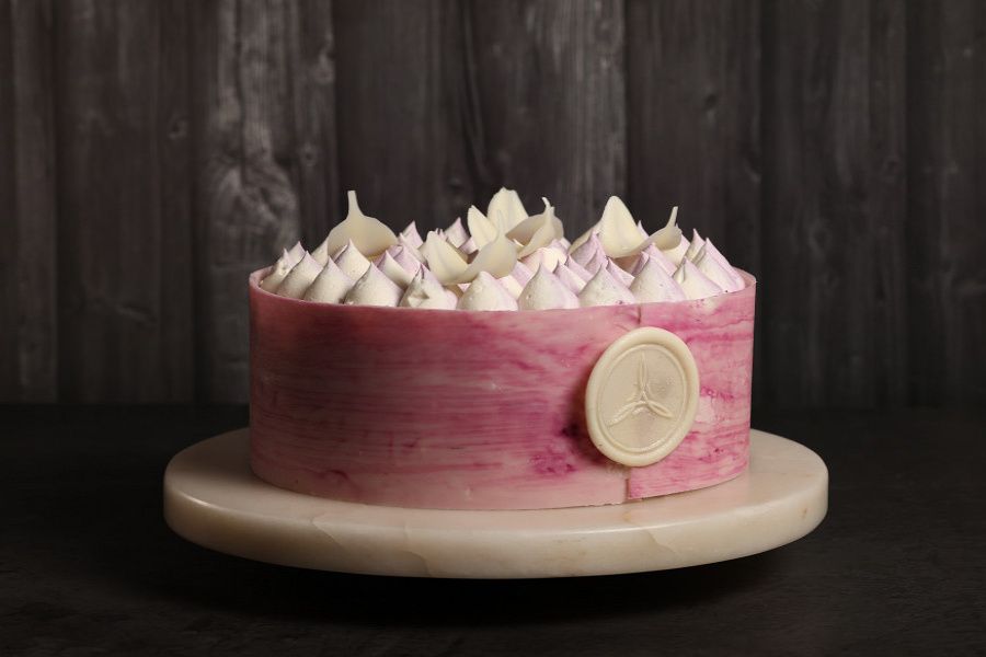 Blueberry Buttercream Cake 1/2 Kg