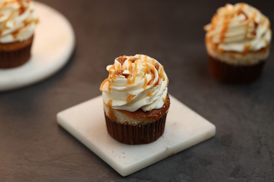 Vanilla Buttercream & Salted Caramel