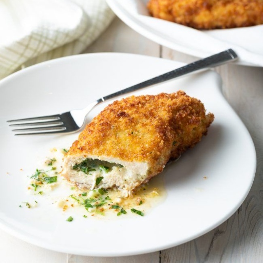 Chicken Stuffed With Mushroom, Broccoli & Cheese (350g)