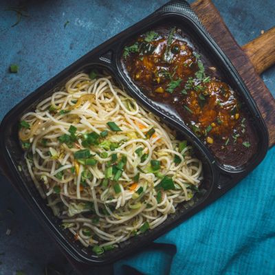 Hakka Noodle+ Manchurian Combo