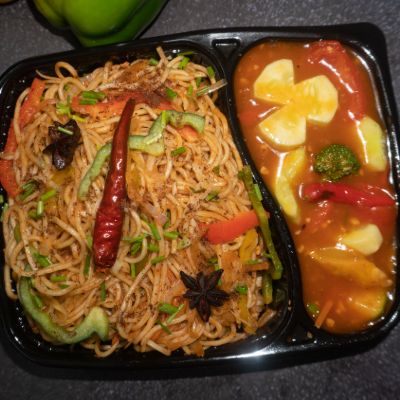 Schezwan Noodles And Hot And Sour Vegetables Combo