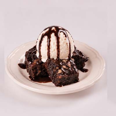 Hot Brownie With Icecream