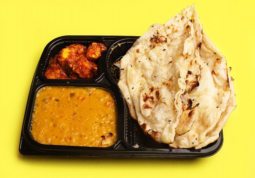 BUTTER NAAN DAL BUTTER FRY PANEER MANCHURIAN COMBO