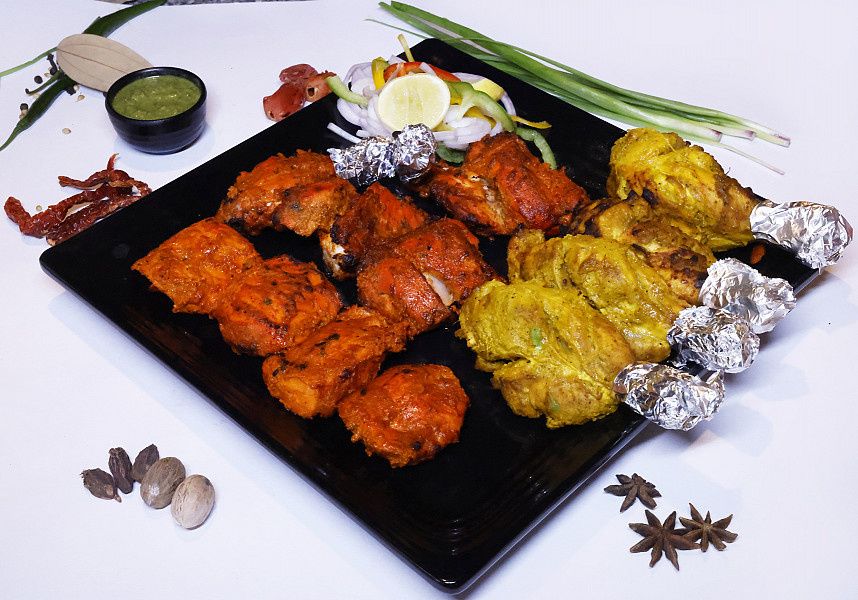 Family Tandoori Platter (Non Veg)