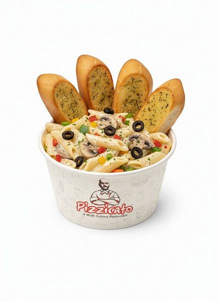 Veg Pasta White Sauce + Garlic Bread