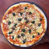 Spinaci E Aglio Pizza
