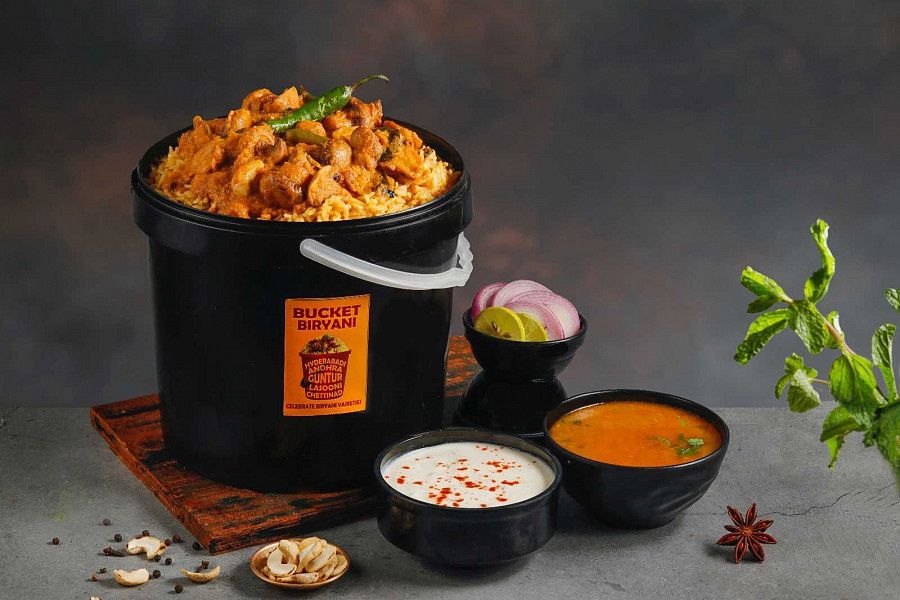 Chittimuthyala Mushroom Biryani Bucket