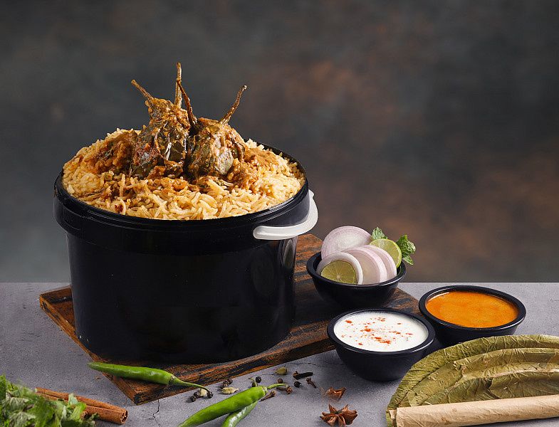 Chittimuthyala Gutti Vankaya Biryani Bucket