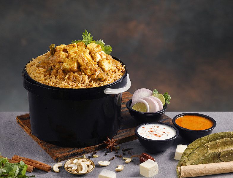 Chittimuthyala Paneer Biryani Bucket
