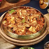 Lahsuni Paneer Tikka Masala [Taka Tak]
