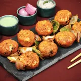 Tandoori Veg Momos [8 Pcs]