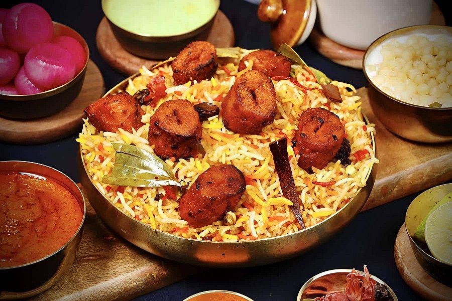 Chaap Tikka Dum Biryani