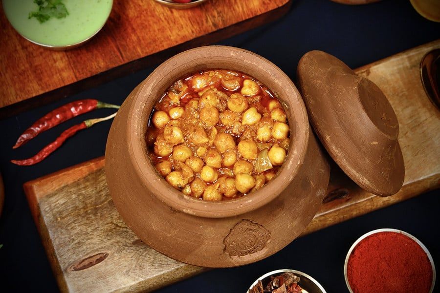 Matki Pindi Chana Masala