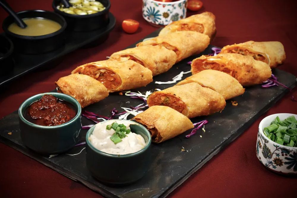 Veg Spring Roll (10Pcs)