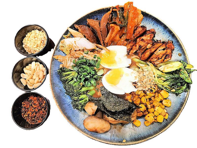 Chicken Make Your Own Ramen