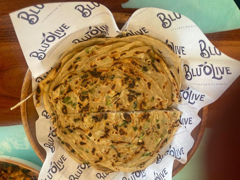 Butter Garlic Lachha Parantha
