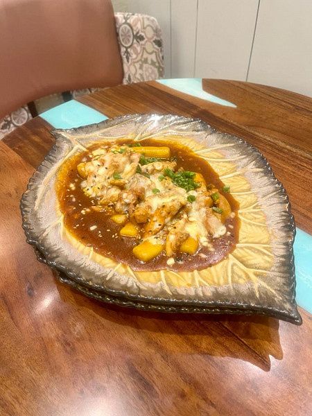 Cheesy Tteokbokki (Chicken)