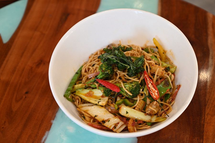 Veg Chilli Basil Noodles