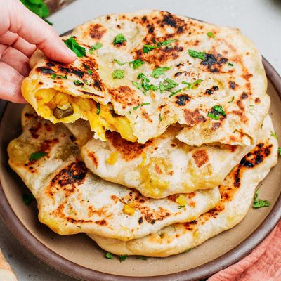 Aloo Stuff Naan