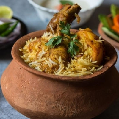 CHICKEN MATKA BIRYANI