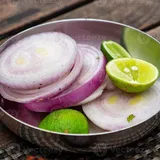 Round Onion With Lemon