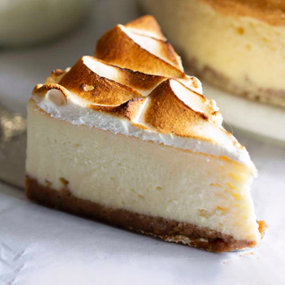 New York Style Baked Cheesecake [Slice]