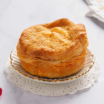 Paneer Makhani Puff [1 Piece]