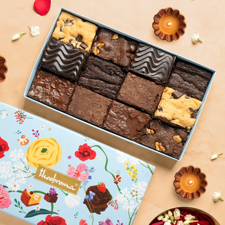 Assorted Eggless Brownies Gift Box [12 Pieces]