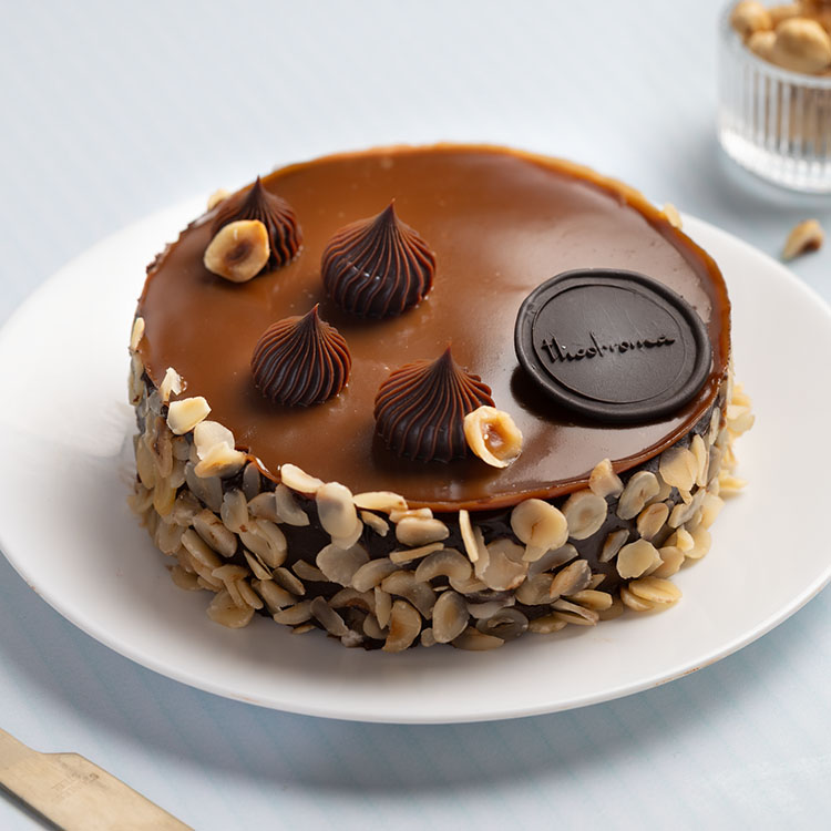 Hazelnut Praline Mousse Cake [1/2kg]