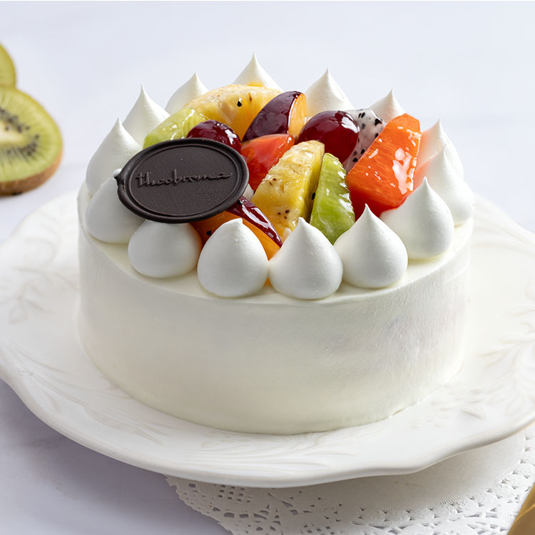Fresh Fruit Custard Cake