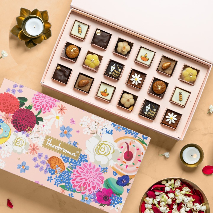 Diwali Mithai Confectionery Gift Box [18 Pcs]